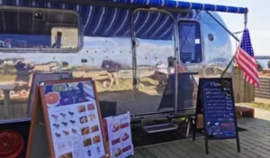 AIRSTREAM KITCHEN “Azure”＆HAMMOCK CAFE営業再開のお知らせ︎